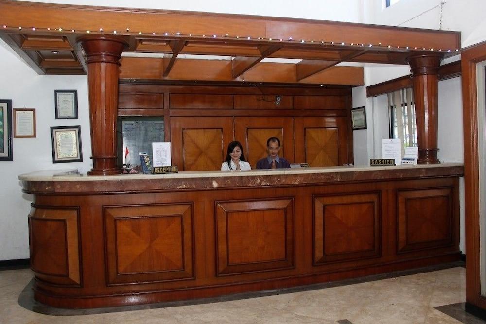 Hotel Parama Puncak Kültér fotó