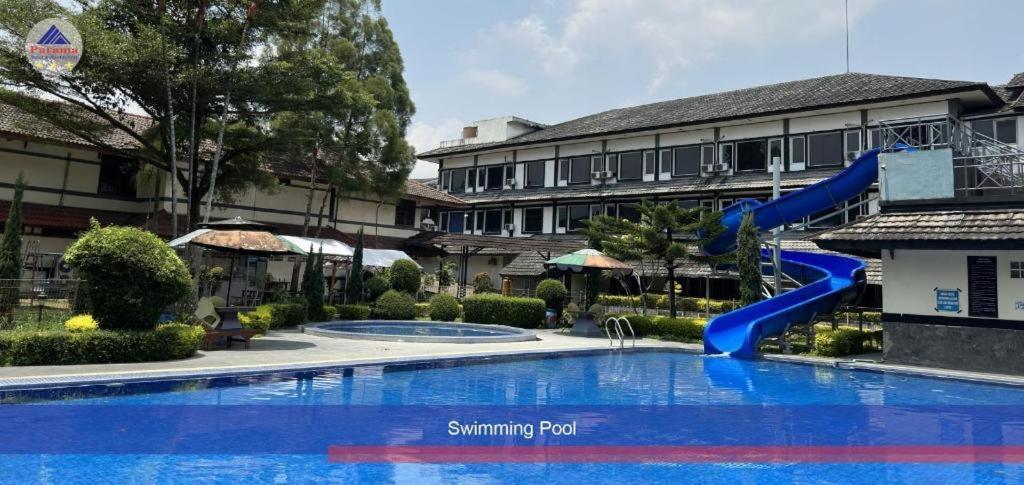 Hotel Parama Puncak Kültér fotó