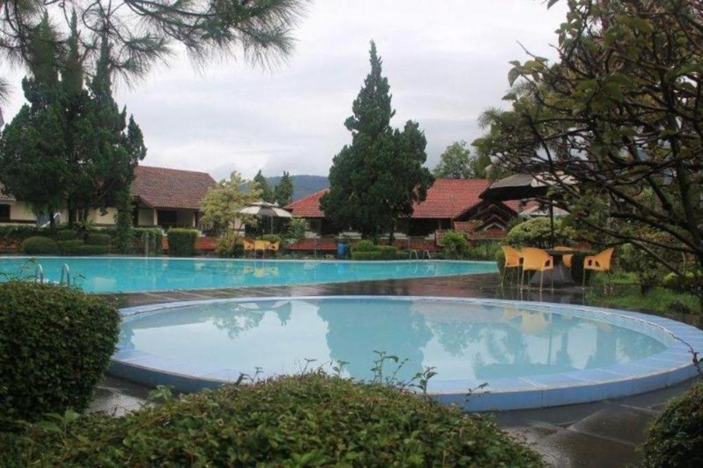 Hotel Parama Puncak Kültér fotó