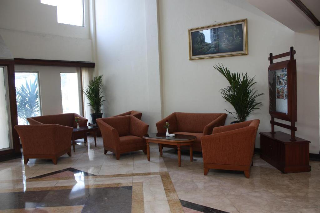 Hotel Parama Puncak Kültér fotó